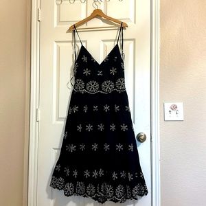 Zara brand new dress. 100% cotton. Too cute.